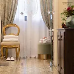 Bed and breakfast Piazza Pitti Palace - Residenza D'epoca 3*