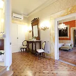 Bed and breakfast Piazza Pitti Palace - Residenza D'epoca