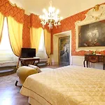 Piazza Pitti Palace - Residenza D'epoca 3* Florencia