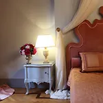 Piazza Pitti Palace - Residenza D'epoca