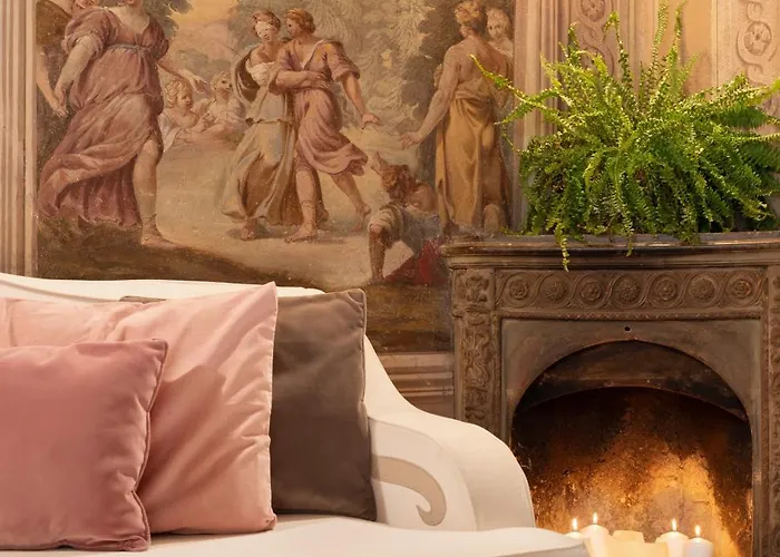 Piazza Pitti Palace - Residenza D'epoca 3*