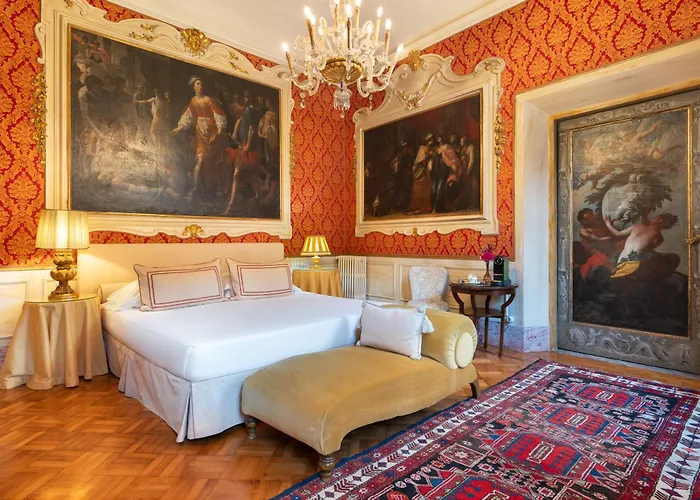 Piazza Pitti Palace - Residenza D'epoca 3* Florença
