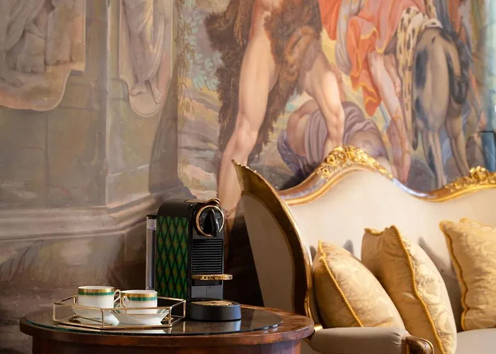 Piazza Pitti Palace - Residenza D'epoca Alojamento de Acomodação e Pequeno-almoço Florença