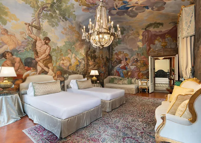 Piazza Pitti Palace - Residenza D'epoca Alojamento de Acomodação e Pequeno-almoço 3*