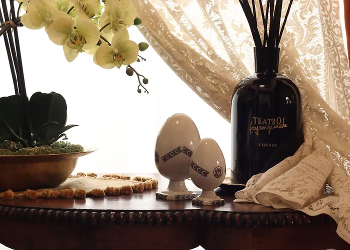 Piazza Pitti Palace - Residenza D'epoca 3*