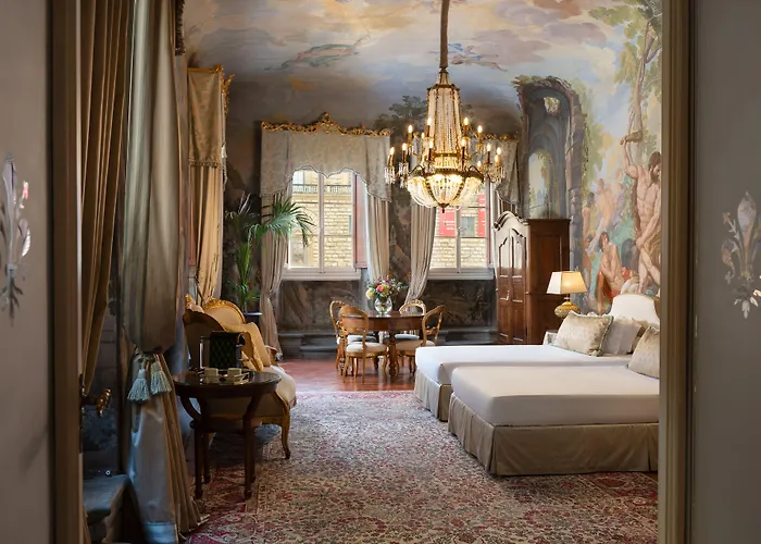 Piazza Pitti Palace - Residenza D'epoca Alojamento de Acomodação e Pequeno-almoço Florença