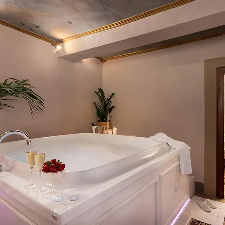 Bed & Breakfast Piazza Pitti Palace - Residenza D'Epoca 3*