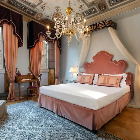 Bed & Breakfast Piazza Pitti Palace - Residenza D'epoca
