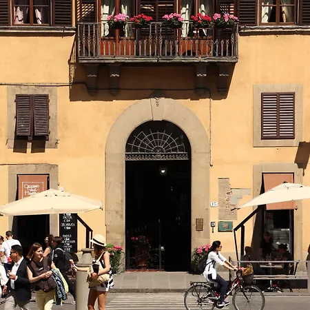 Piazza Pitti Palace - Residenza D'epoca Florence