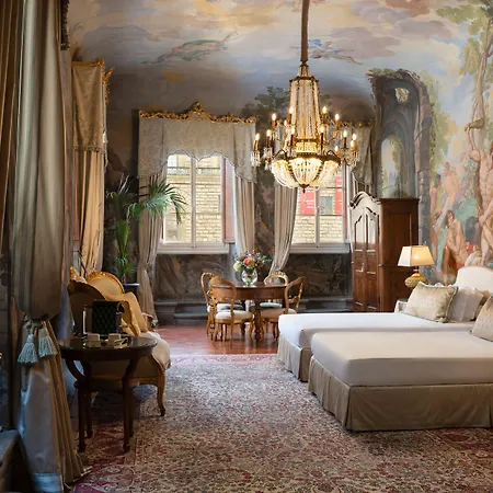 Piazza Pitti Palace - Residenza D'Epoca Bed & Breakfast Florence