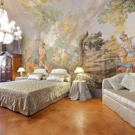 Bed & Breakfast Piazza Pitti Palace - Residenza D'Epoca 3*